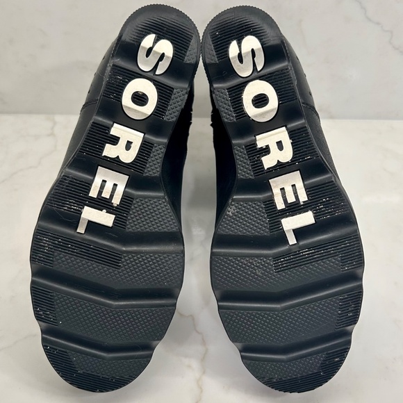 Sorel Joan Uptown Studded Waterproof Leather Booties - Black - W10.5 - Edgy Chic - Picture 8 of 12